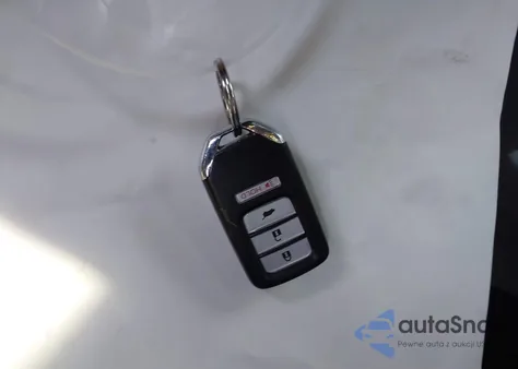 2018 Honda Odyssey Lx z USA, uszkodzony, nr VIN 5FNRL6H29JB101502